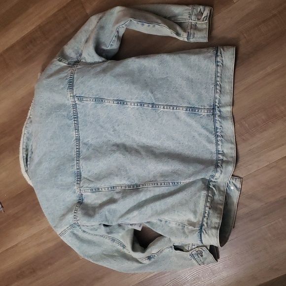 PacSun Sherpa-Lined Denim Jacket – Cozy Fall Winter Jean Coat - Picture 5 of 7